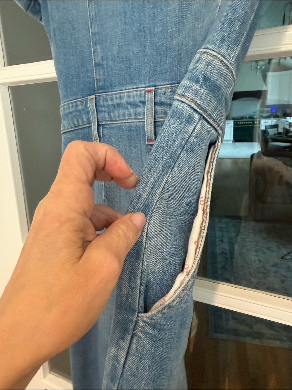 Alice + Olivia “Gorgeous” Denim Jumpsuit w Raw Hem, Size 27 - Picture 11 of 12
